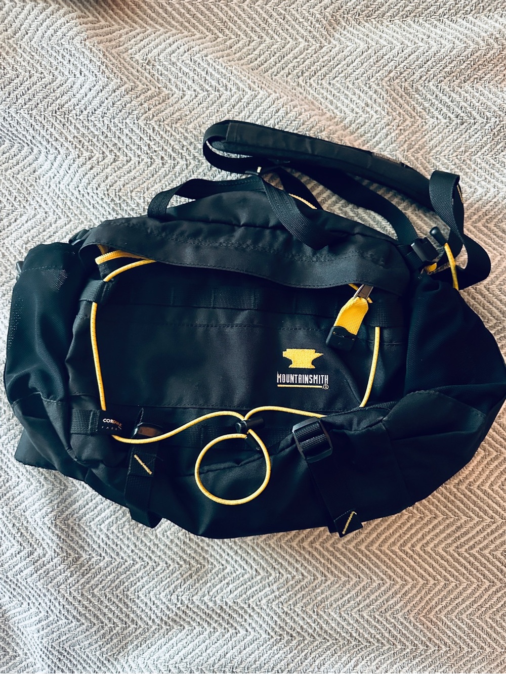 Mountainsmith Black Messenger Bag with Yellow Accents